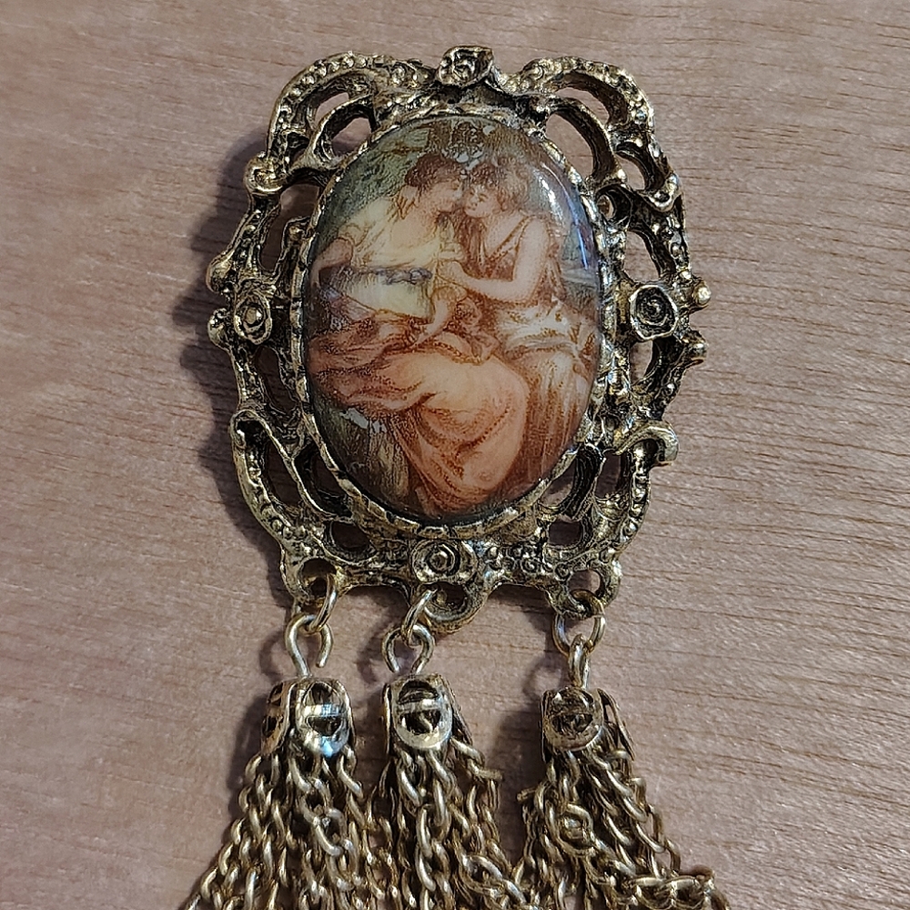 Vintage Cameo Porcelain Brooch/pendant Painting Neoclassical Woman Tassel - Picture 5 of 6